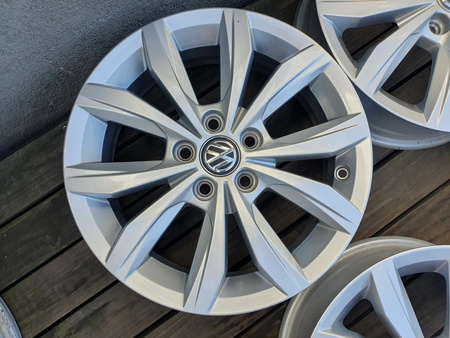 Oryginał felgi 15cali 2G0 VW Polo Virtus Crossfox 5x100 ET40