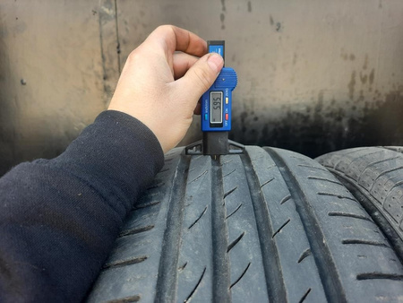 235/60R17 Nexen NBlue HD Plus komplet opon lato 6,4mm nr7640