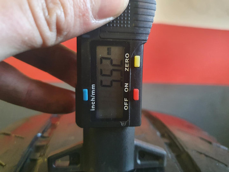 215/75R16C Continental ContiVanContact 100 opona lato 5,5mm P6037