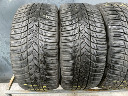 245/40R18 Lassa Snoways 4 XL komplet opon zima 7,4mm nr8982