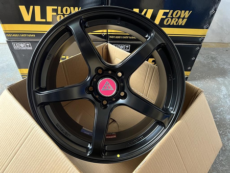 Felgi 18cali BMW 1 E82 3 E90 F30 4 F32 F10 F11 X1 E84 X3 F25