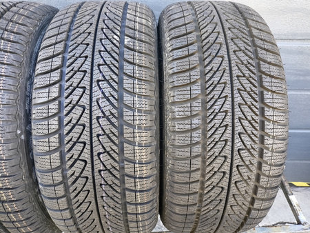 225/40R18 Goodyear UltraGrip 8 Performance komplet opon zima nowe 8960