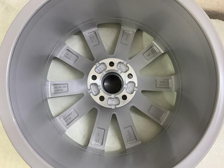 Oryginał nowa felga Vw Touareg 760071498 18 cali 5x112 ET25