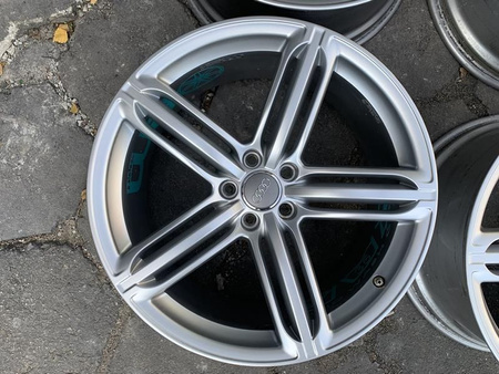 Oryginał Felgi 20cali ET36 4F0 Audi RS6, S6