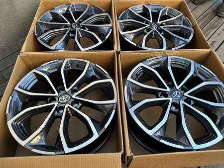 Felgi 18cali Toyota Avensis Auris CH-R Corolla RAV4 Verso