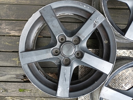 Felgi aluminiowe 16cali Audi A3 A6 Seat Leon Skoda Octavia VW
