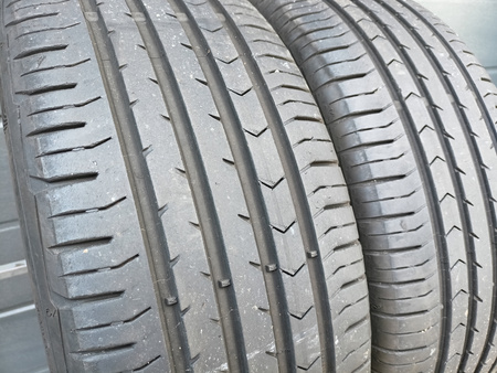 215/55R17 Continental ContiPremiumContact 5 para opon lato 6,1mm 7335