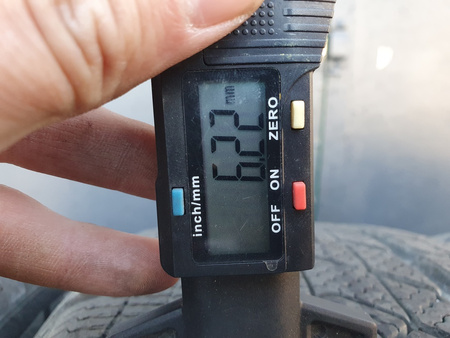 215/50R18 Pirelli Sottozero 3 komplet opon zima 6,2mm nr8845