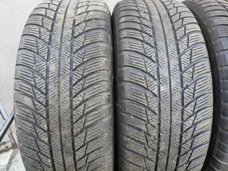 205/60R16 Bridgestone Blizzak LM001 komplet opon zima 5,5mm nr6231