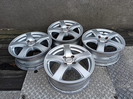 Felgi 15cali Kia Rio Stonic Pride Hyundai i25 Getz Mazda Toyota