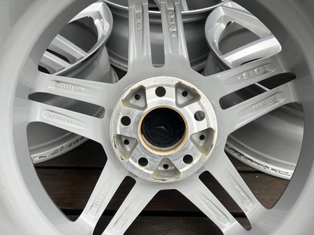 Felgi 18cali Mercedes C klasa W205 W204 CLA GLA B klasa W246