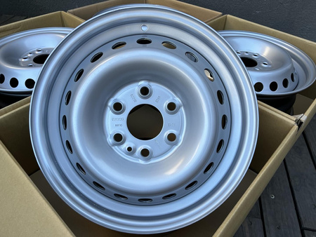 Oryginał felgi stalowe 16cali IVECO Daily S 6x125 5801622004