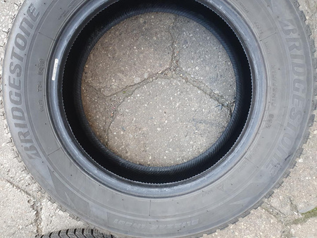 215/60R16 Bridgestone Blizzak LM001 XL komplet opon zima 5,3mm nr6984