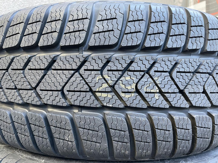 Koła 205/60R16 Renault Laguna Megane Scenic 5x114,3 Pirelli zima