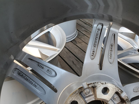 Oryginał felgi 18cali 8W0 Audi Speedline A5 S5 A4 A6 ET39 5x112