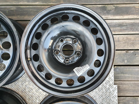 Oryginał felgi stalowe 16cali Skoda Octavia Superb Audi A3 Q2