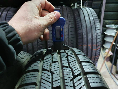 175/65R15 Firestone Winterhawk 2 Evo komplet opon zima 7,8mm nr5404