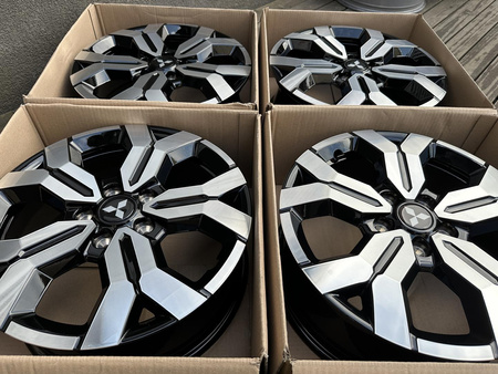 Felgi 17cali Mitsubishi Airtrek Diamante Eclipse Outlander Pajero