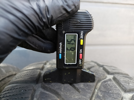 215/65R17 Lassa Competus Winter 2 komplet opon zima 6,1mm nr7333