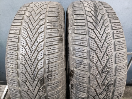 215/65R16 Semperit Speed Speed Grip 2 para opon zima 7,2mm nr6267