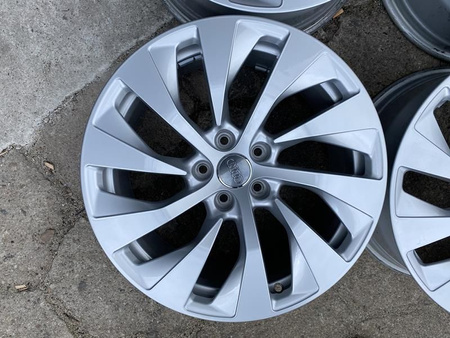 4K8 Oryginalne Felgi aluminiowe 18cali Audi A7 C7 C8 5x112 ET26