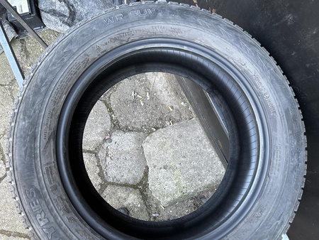 215/60R17 Nokian Tyres WR SUV 4 opona pojedynka zima 7,1mm nrP781