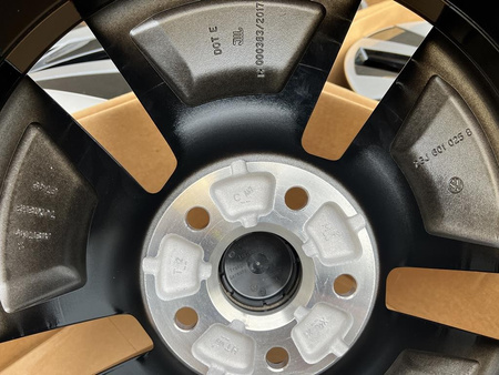 Felgi aluminiowe 18cali Skoda Octavia Superb Karoq Kodiaq