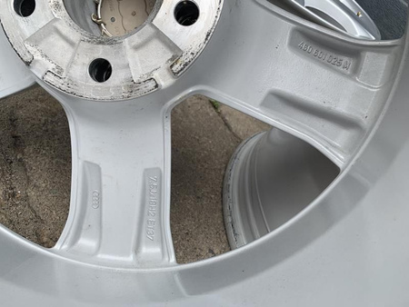 Oryginał Felgi jak nowe 18cali 4G0 AUDI A6 C6 C7 A4 B7 B8