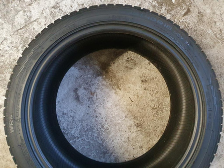 235/40R18 Nokian WR A4 XL para opon zima 6,6mm nr8595