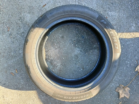 245/45R19 Pirelli P Zero PZ4 XL para opon lato 5,2mm nr9566