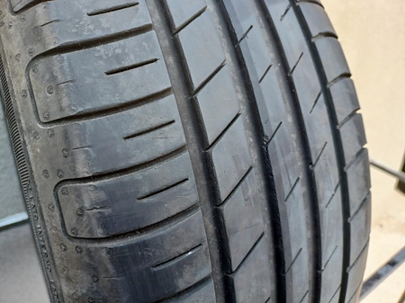 225/55R17 Goodyear EfficientGrip Performance opona lato 5,5mm P707