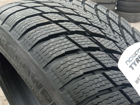 Oryginał koła 225/45R18 Nissan Leaf 5x114,3 et35 Nokian zima nowe