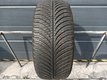 195/50R15 Goodyear Vector 4Seasons opona całoroczna 8mm P1595