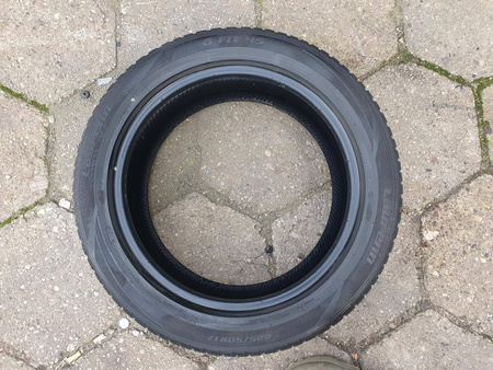 225/50R17 Laufenn G Fit 4S para opon całoroczne 5,5mm nr7121