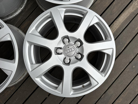 Oryginał felgi 17cali 8R0 Audi Q5 SQ5 A6 C6 C7 A4 B8 B7 5x112
