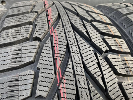 255/50R19 Nokian Hakkapelitta R2 SUV RSC XL para opon zima nowe 979