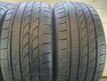 235/40R18 Imperial Ice-Plus S210 XL komplet opon zima 7,8mm nr8309