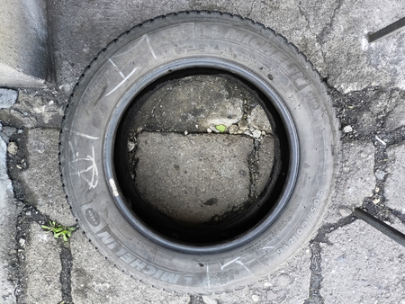 205/60R16 Michelin Alpin A4 opona pojedynka zima 7,4mm P6082