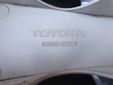 Oryginalne kołpaki 15cali 42602-02551 Toyota Corolla