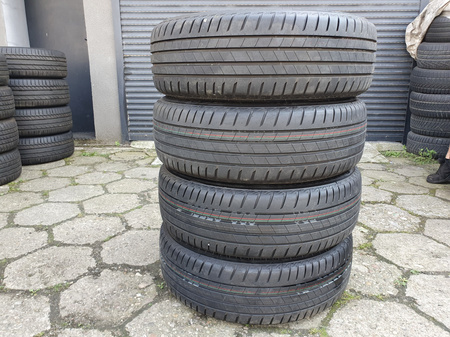 Oryginał koła 225/55R19 Ford Mustang 5x108 Bridgestone lato nowe