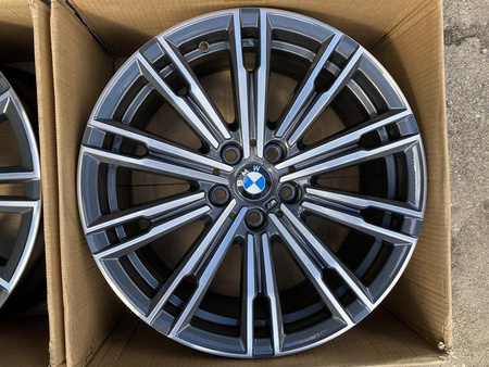 Nowe felgi 18cali BMW 3 G20 G21 styling 790M 5x112 et25