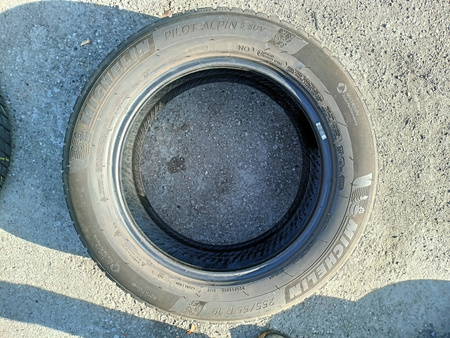 255/55R19 Michelin Pilot Alpin 5 SUV XL para opon zima 7,5mm nr9564A