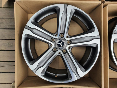 Oryginał felgi 18cali Mercedes GLC GLA CLA E-klasa ET38
