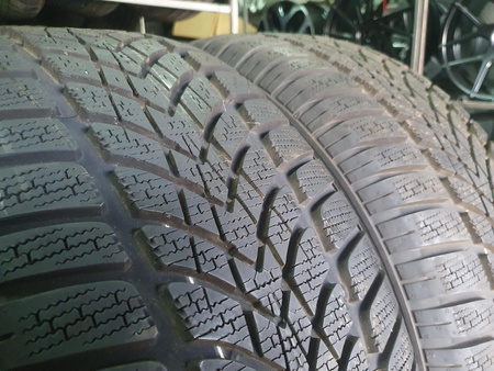 225/50R17 Dunlop Sp Winter Sport 4D XL komplet opon zima 7,5mm nr7469