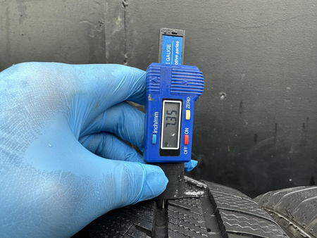 225/60R18 Zeetex WH1000 SUV XL komplet opon zima 7,3mm nr8756