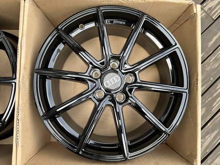 Felgi 17cali Audi A4 B6 B7 A6 C6 C7 Q2 Q3 S4 TT 5x112 ET44