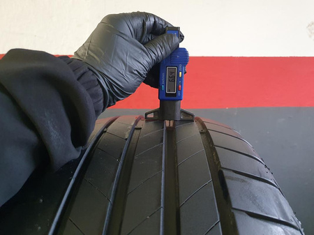 235/50R19 Bridgestone Turanza T005 para opon lato 6,6mm nr9379