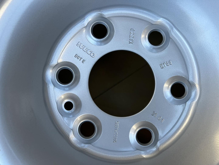 Oryginał felgi stalowe 16cali IVECO Daily S 6x125 5801622004