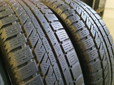 155/65R14 Bridgestone Blizzak LM-30 komplet opon zima 4,9mm nr4072