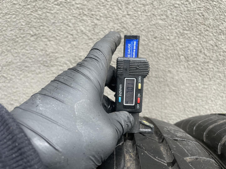 235/60R17 Goodyear EfficientGrip komplet opon lato 7,0mm nr7252